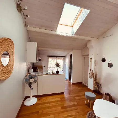 A 300m De La Lägenhet